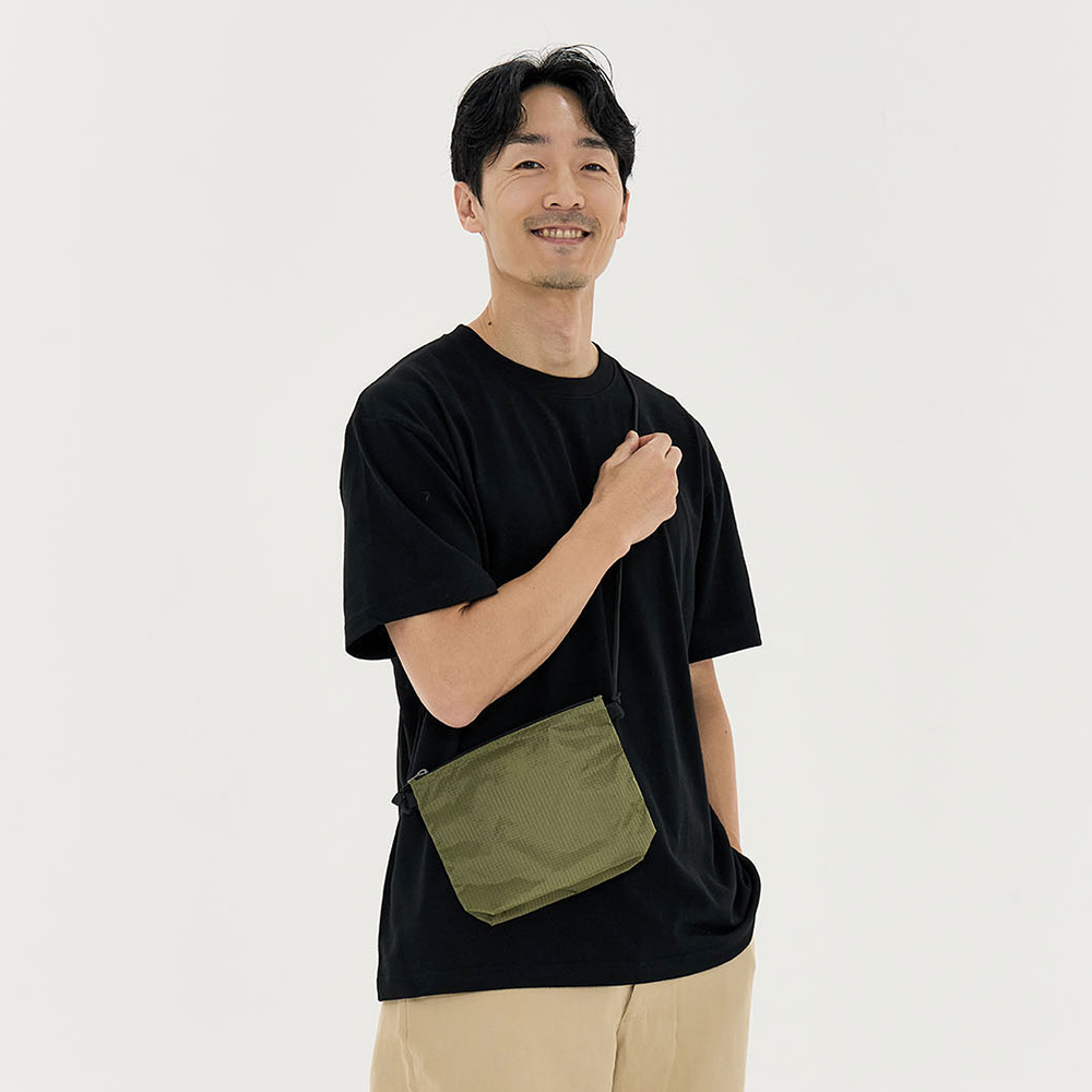 [유나이티드 애슬] 51420 라이트 나일론 립스탑 파우치백